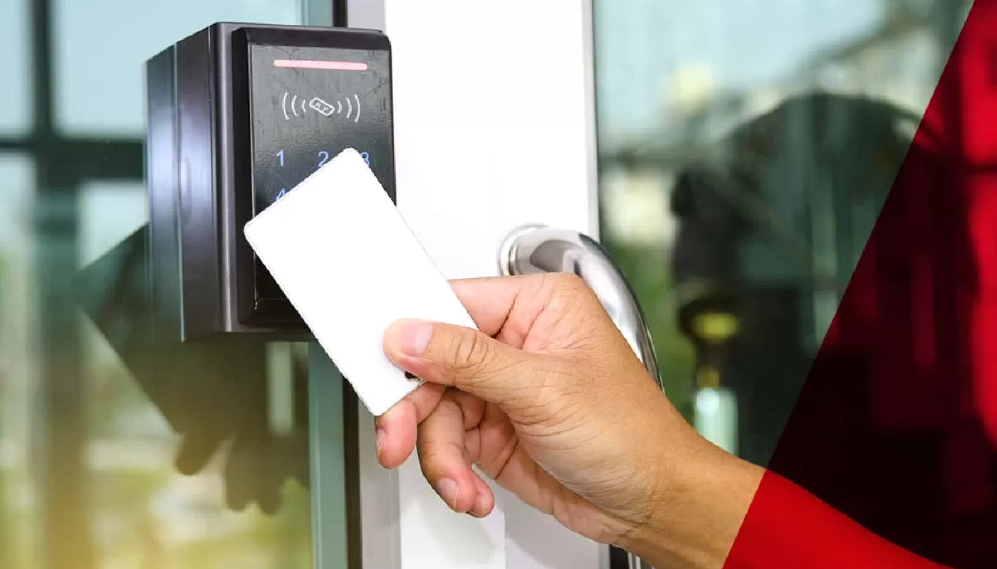 Máy kiểm soát cửa bằng thẻ từ
